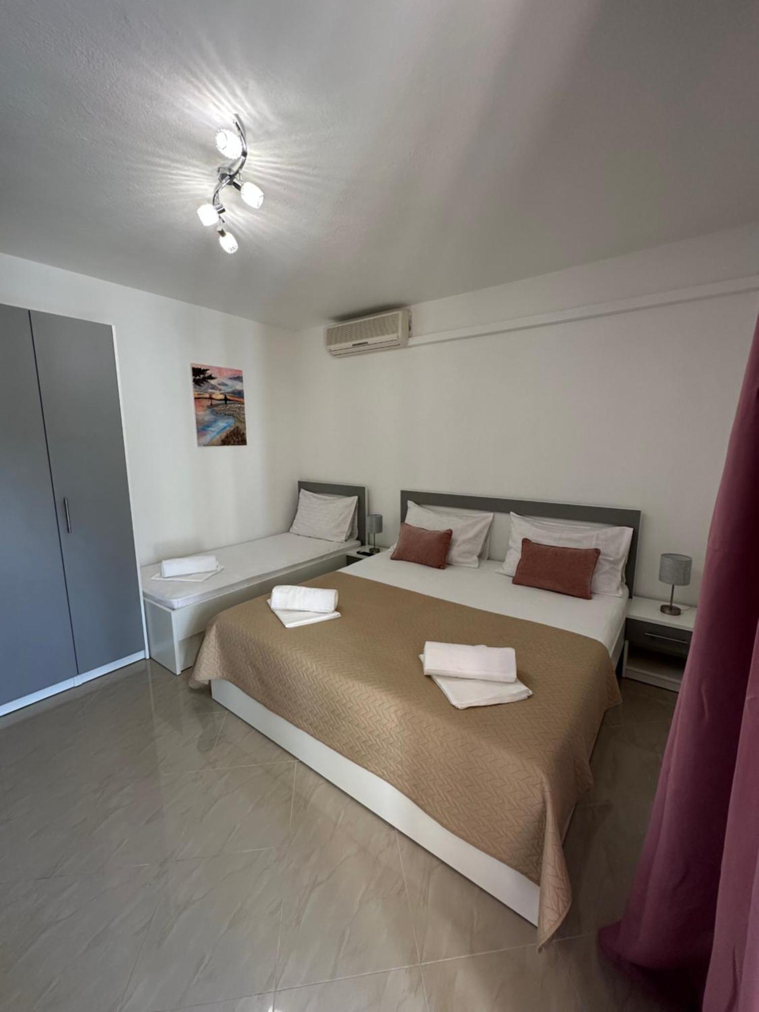 Villa Ruza 30M From The Beach Baska Voda Phòng bức ảnh